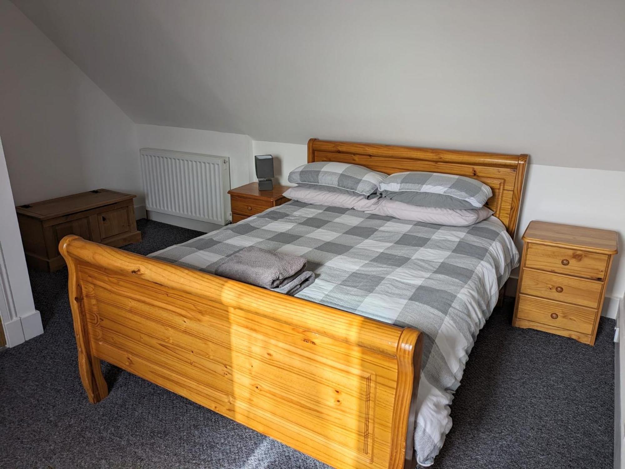 2 Bedroom Townhouse With Seaview On The Nc500 Wick Уик Экстерьер фото