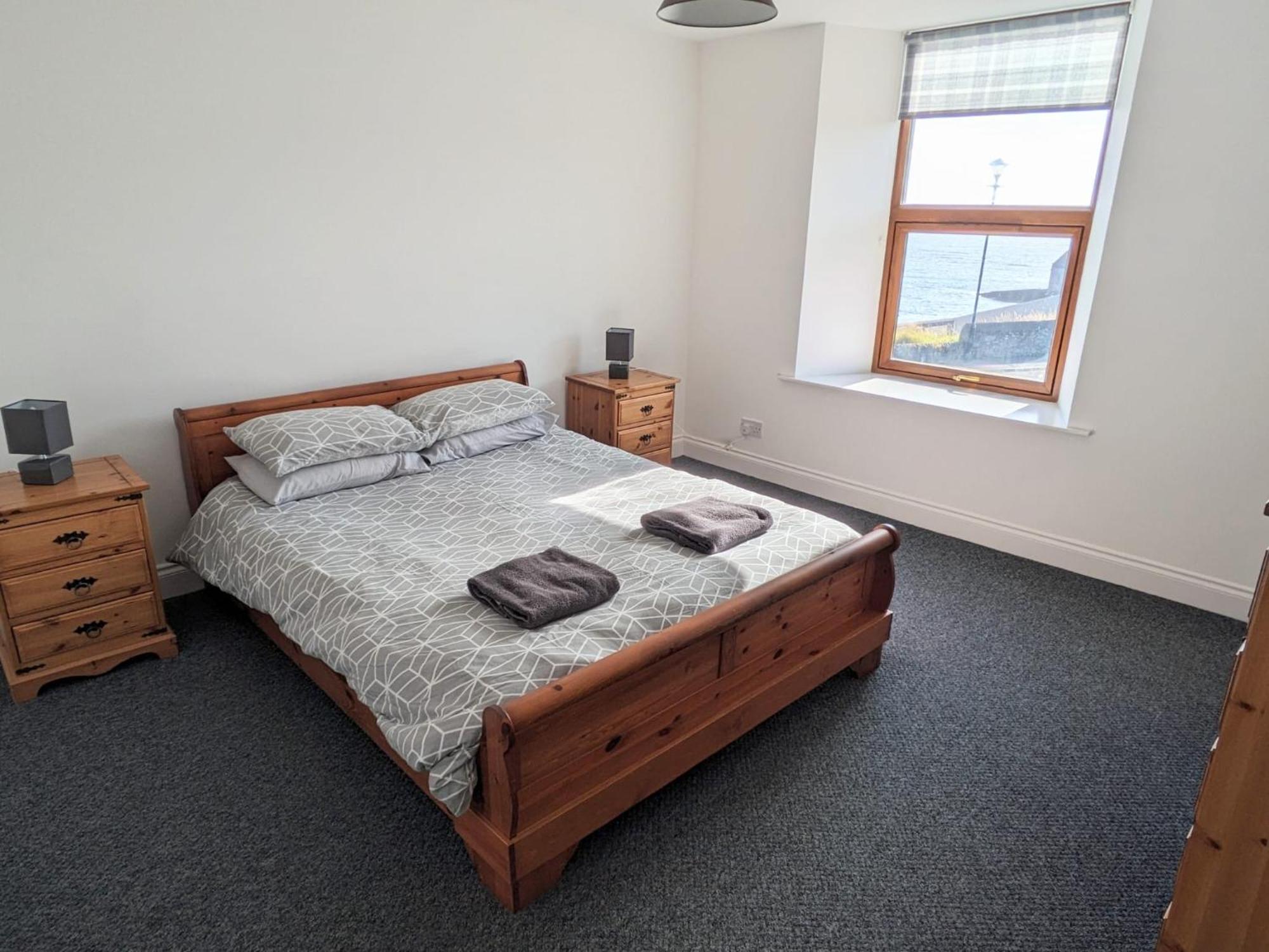 2 Bedroom Townhouse With Seaview On The Nc500 Wick Уик Экстерьер фото